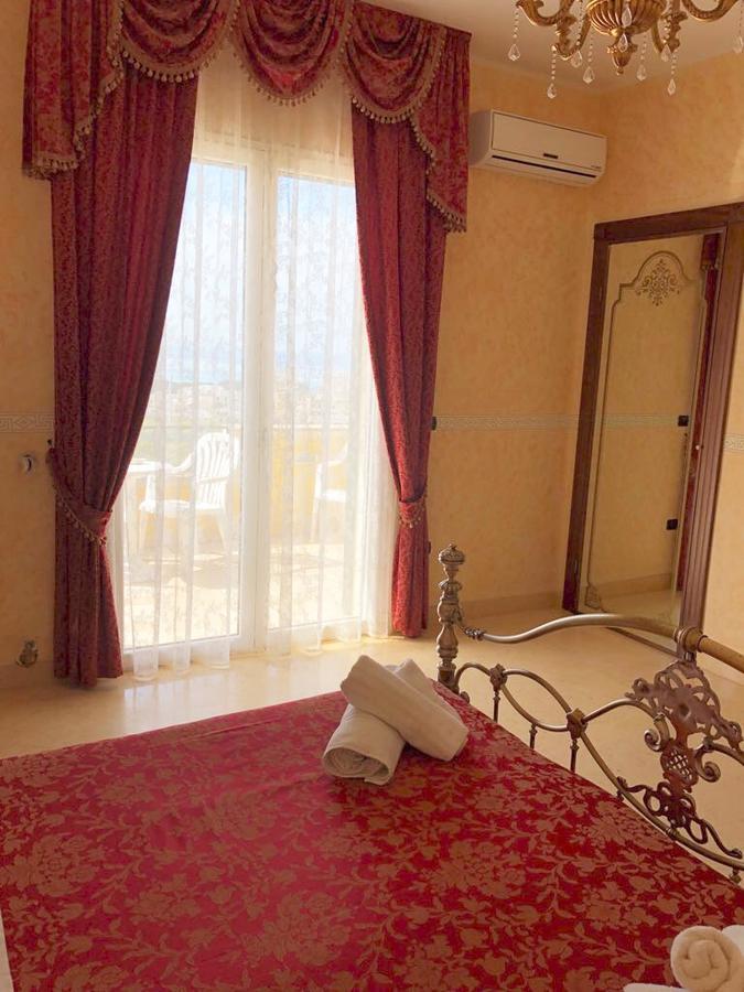 Villa Belvedere Di Rita Галлиполи Экстерьер фото
